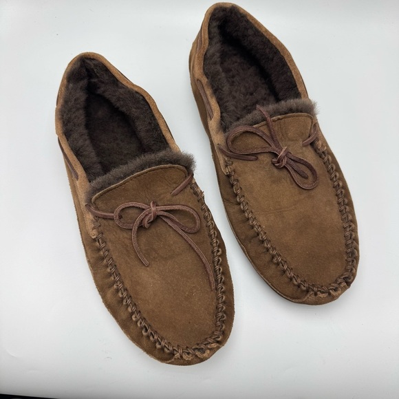 LL Bean Wicked Good Slippers Brown Suede Leather Size 13 Wide Shearling Cozy - Picture 1 of 9